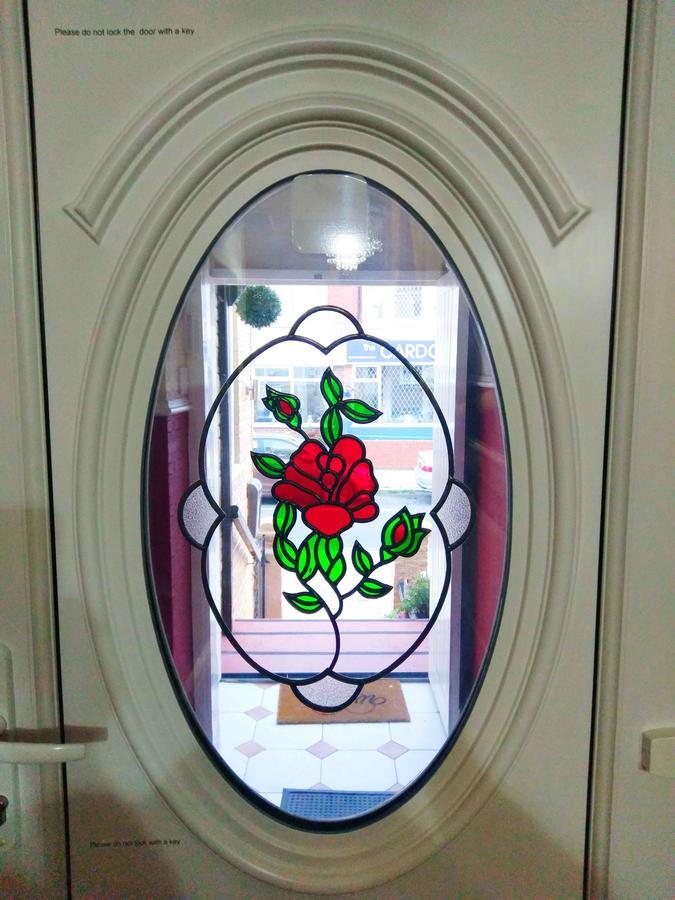 Ringbane House Bed & Breakfast แบล็คพูล ภายนอก รูปภาพ