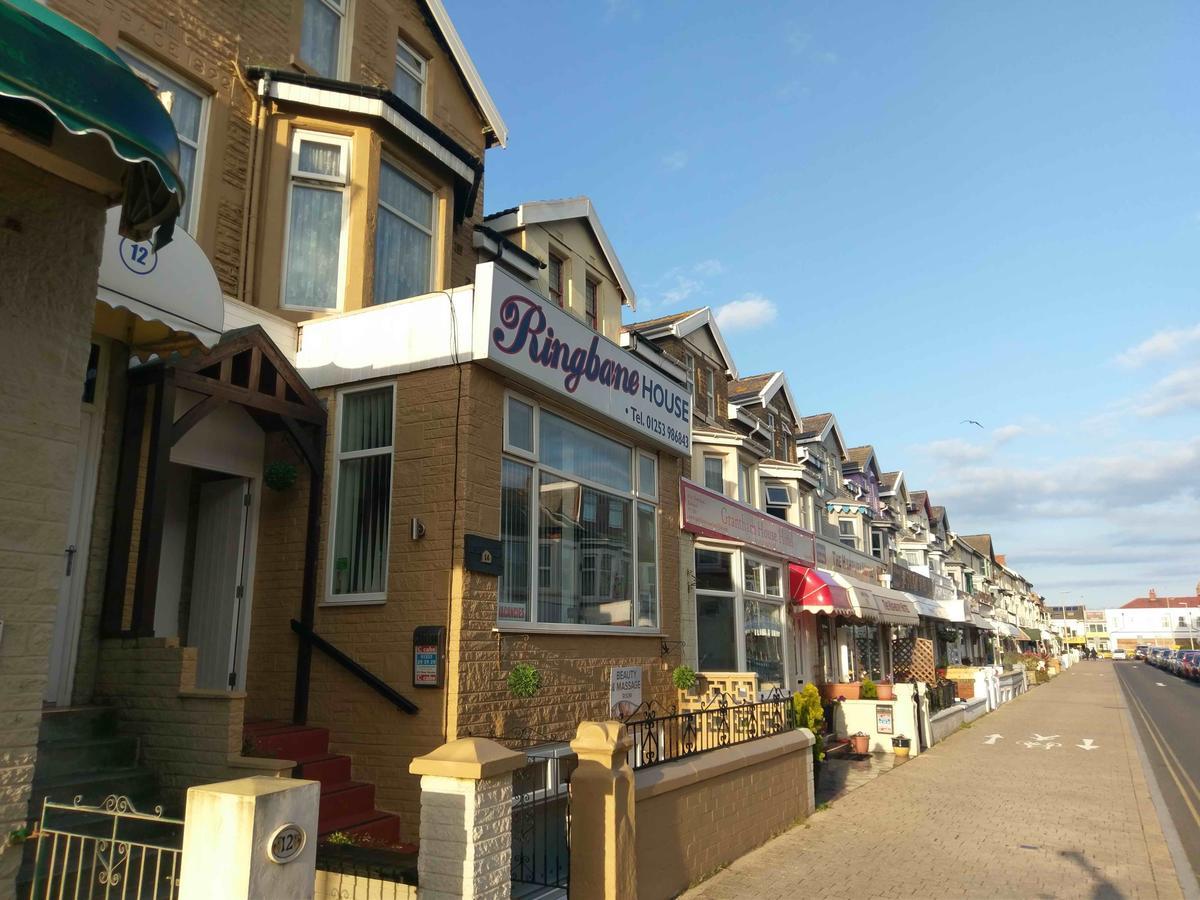 Ringbane House Bed & Breakfast แบล็คพูล ภายนอก รูปภาพ