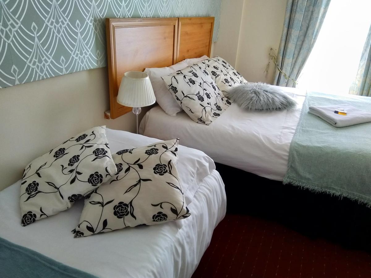 Ringbane House Bed & Breakfast แบล็คพูล ภายนอก รูปภาพ