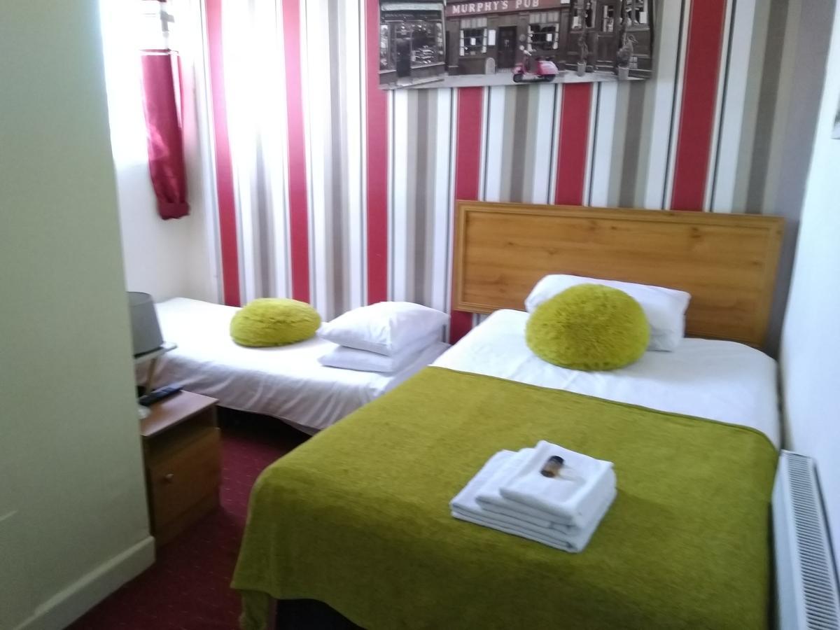 Ringbane House Bed & Breakfast แบล็คพูล ภายนอก รูปภาพ