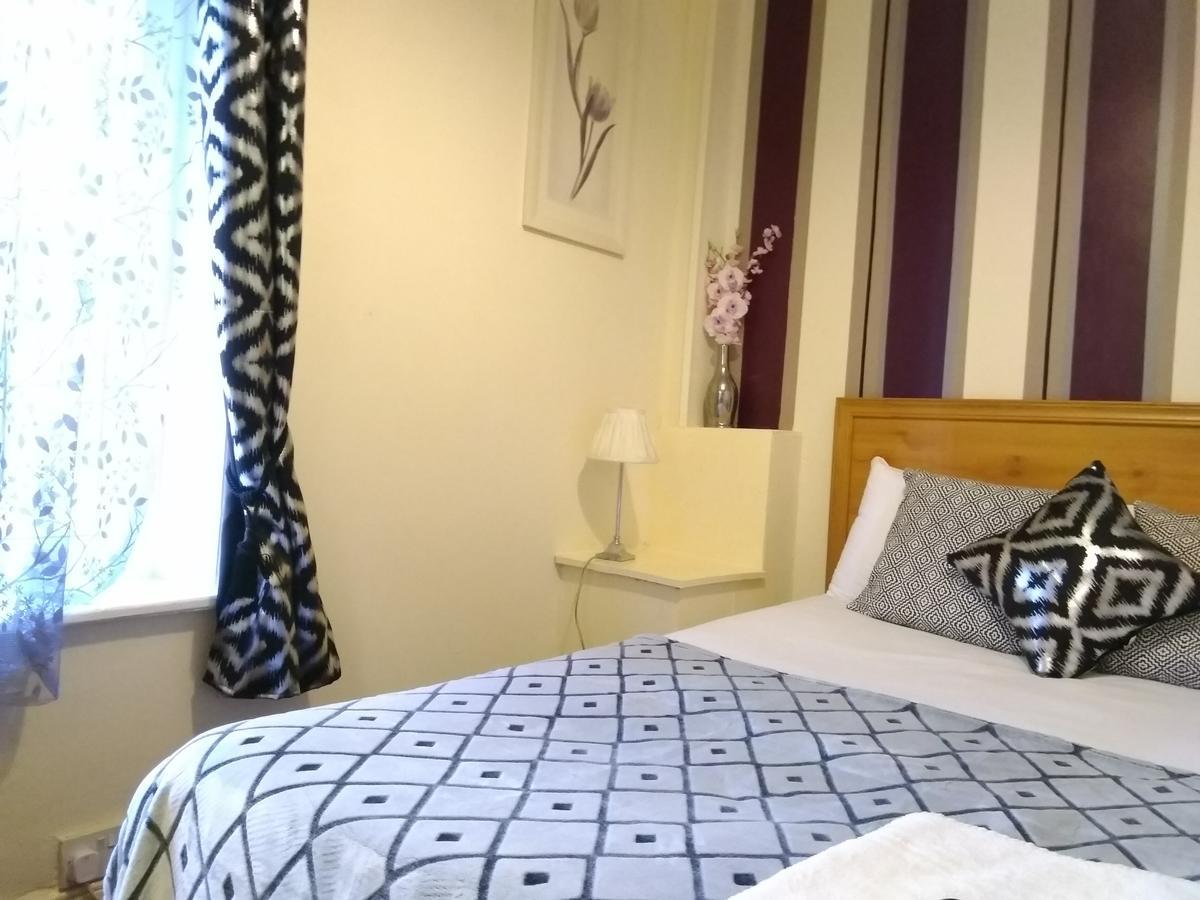 Ringbane House Bed & Breakfast แบล็คพูล ภายนอก รูปภาพ