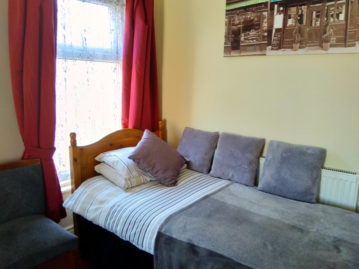 Ringbane House Bed & Breakfast แบล็คพูล ภายนอก รูปภาพ