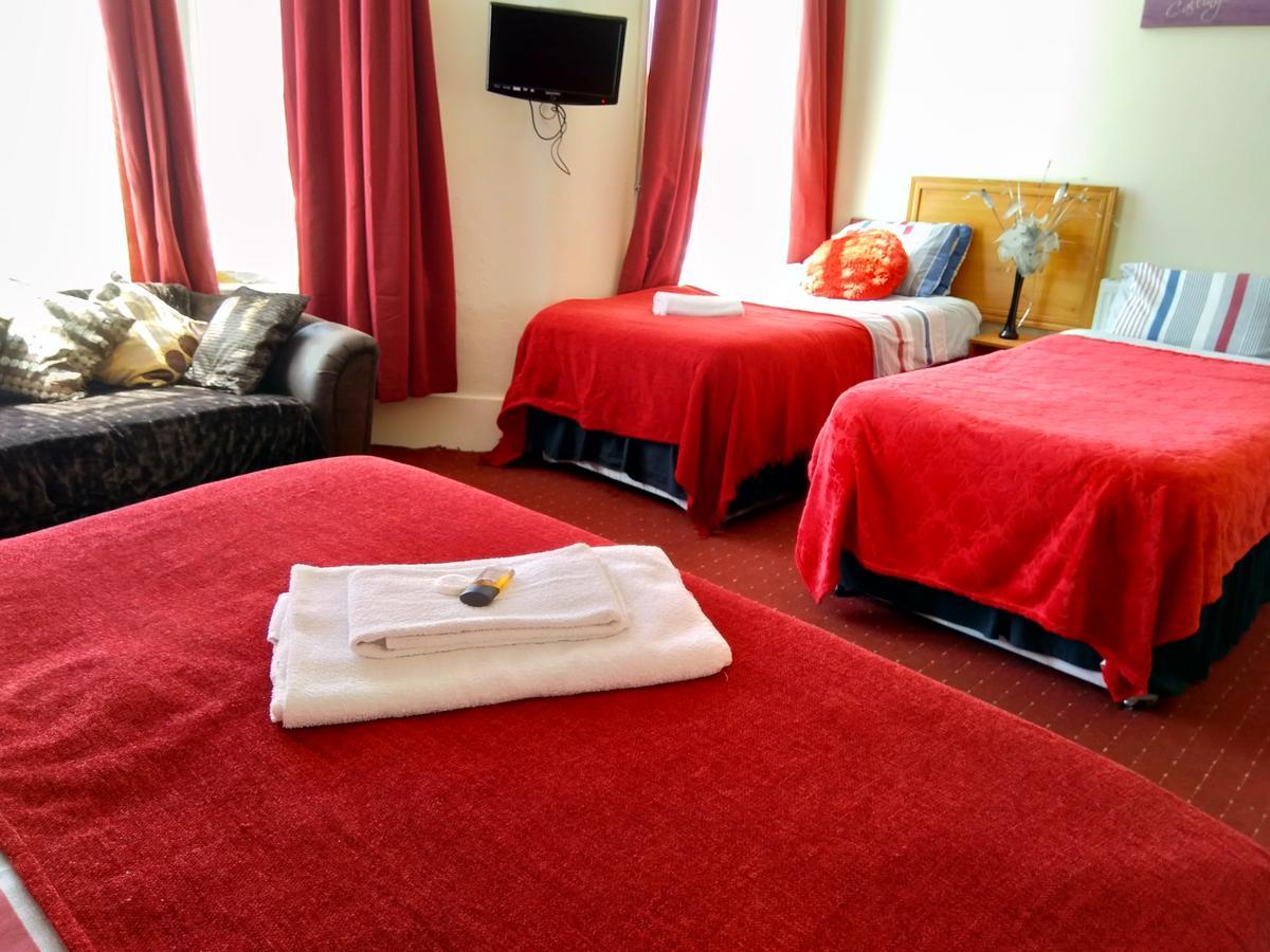 Ringbane House Bed & Breakfast แบล็คพูล ภายนอก รูปภาพ