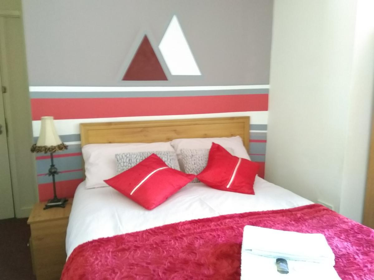 Ringbane House Bed & Breakfast แบล็คพูล ภายนอก รูปภาพ