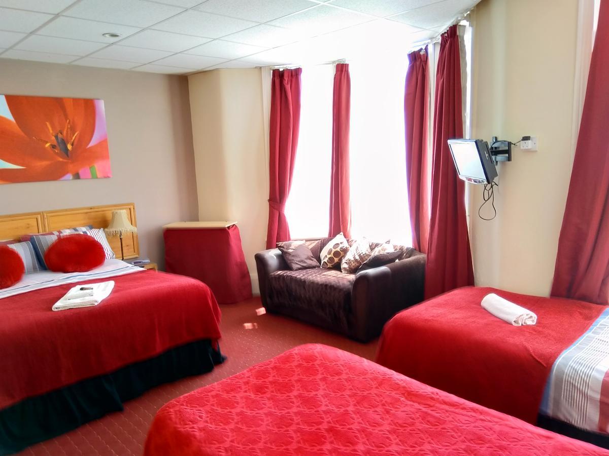 Ringbane House Bed & Breakfast แบล็คพูล ภายนอก รูปภาพ